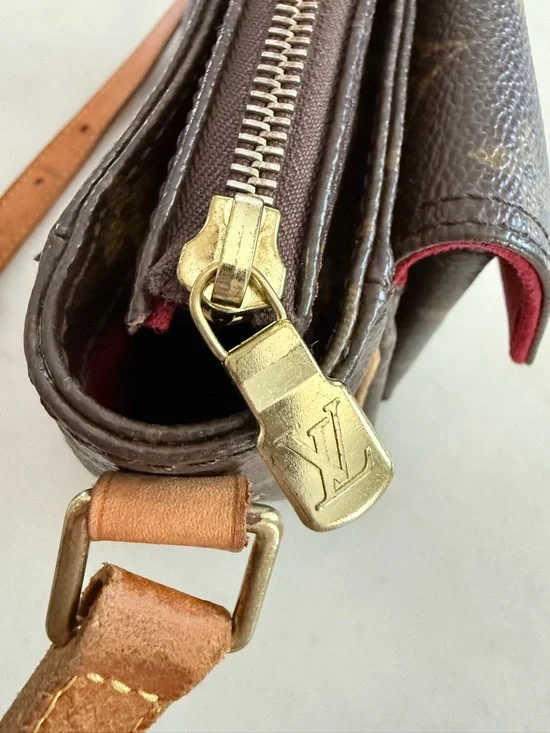 ✨ Louis Vuitton Viva Cite PM Monogram Shoulder Crossbody handbag ✨ - Picture 6 of 16